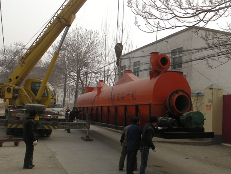 內燃式烘干機發(fā)貨現(xiàn)場